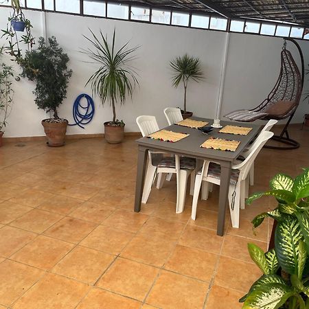 Appartement Elegant Et Climatise Au Centre Avec Terrasse - Proche Plage Et Attractions ! Танжер Экстерьер фото