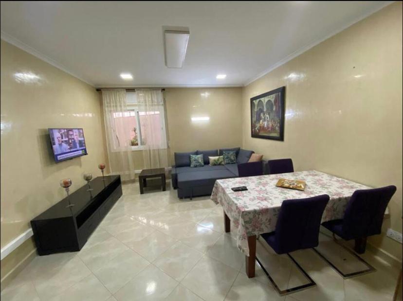 Appartement Elegant Et Climatise Au Centre Avec Terrasse - Proche Plage Et Attractions ! Танжер Экстерьер фото