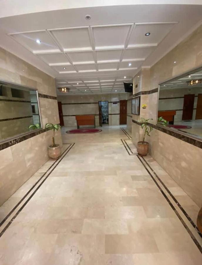Appartement Elegant Et Climatise Au Centre Avec Terrasse - Proche Plage Et Attractions ! Танжер Экстерьер фото